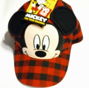 Mickey Mouse bundle of 2 hats